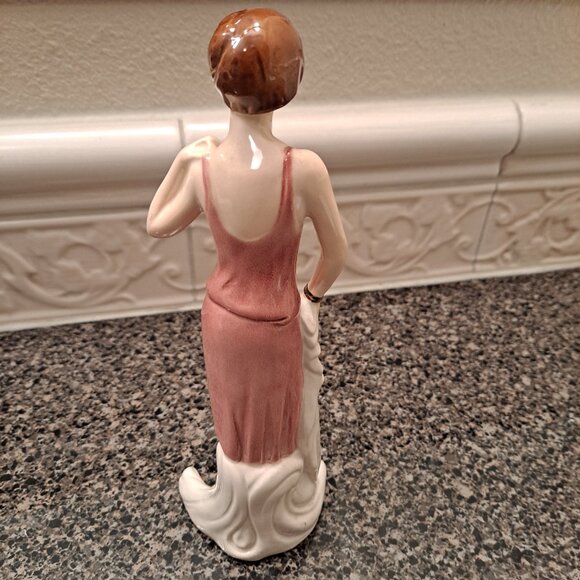 Goebel Porcelain Figurine-Fascination of Fashion-"At the Tea Dance 1928" No 1628 - Picture 5 of 7